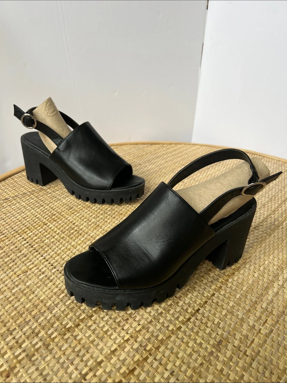 Retro 90s Y2K Steve Madden Sunnyside Sandal Lug Sole Platform SlingBack Black 10